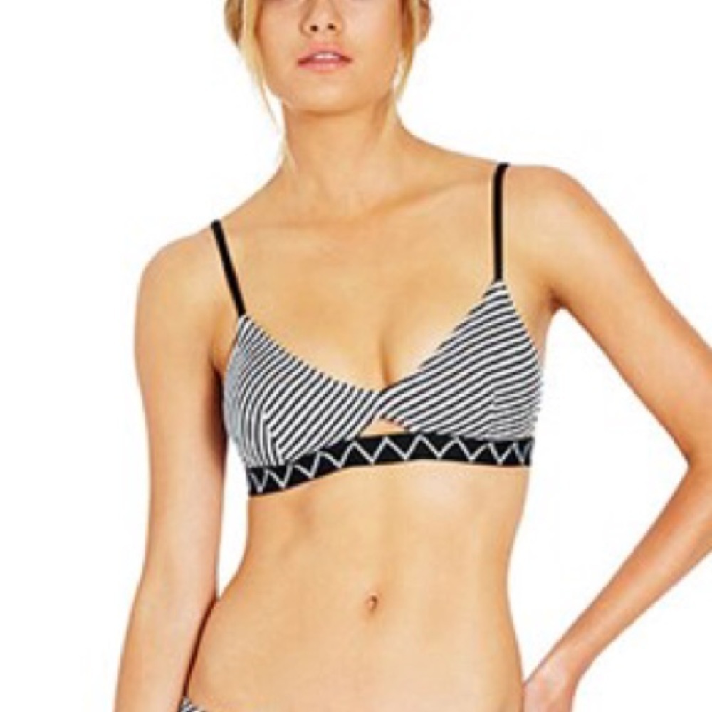 Tigerlily Ozlem Striped Bikini Top‎ nwot